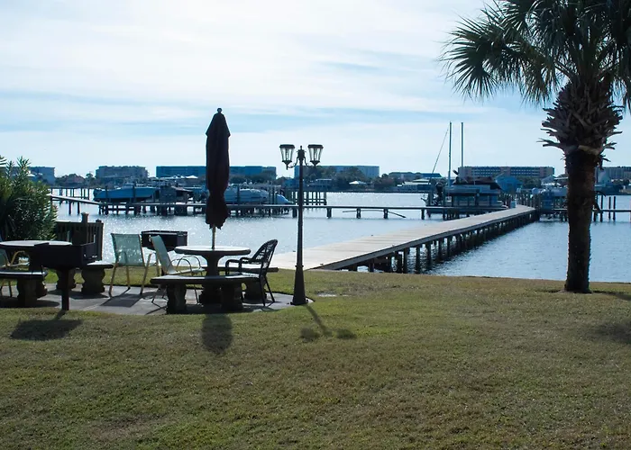 Studio-Condo, With A Marina View!